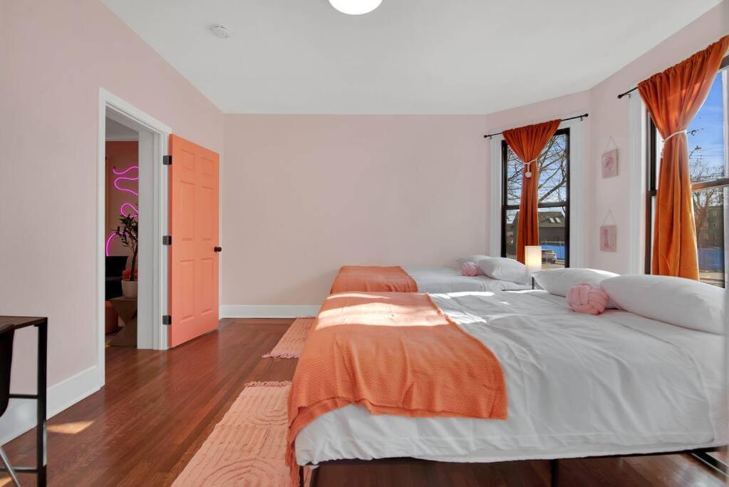 Peachy Paradise In East Rock Near Dt/Yale New Haven Dış mekan fotoğraf