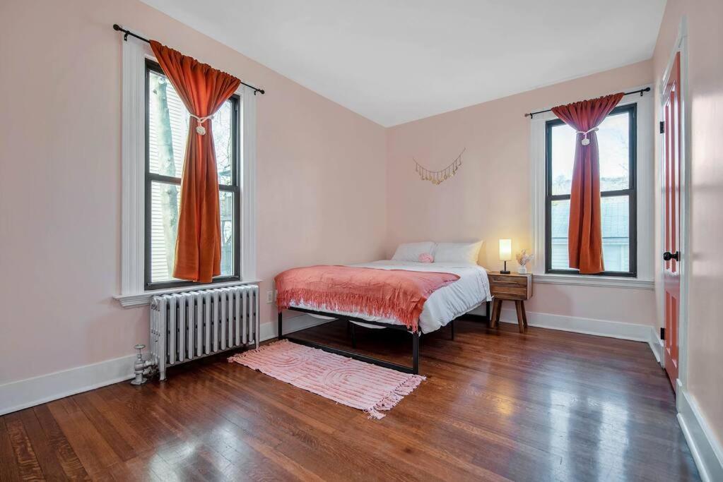 Peachy Paradise In East Rock Near Dt/Yale New Haven Dış mekan fotoğraf